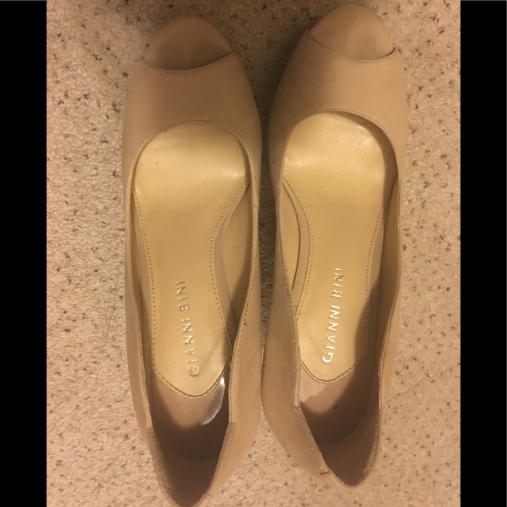 Tan Gianni Bini Wedge